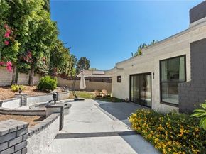 19651 Marilla Street, Northridge (los Angeles) CA 91324