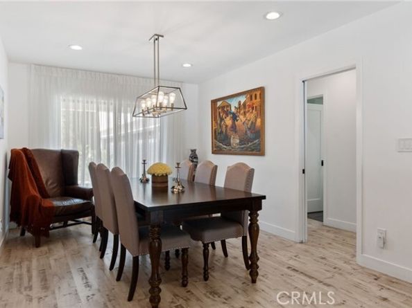 19651 Marilla Street, Northridge (los Angeles) CA 91324