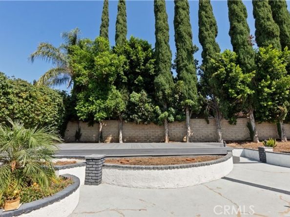 19651 Marilla Street, Northridge (los Angeles) CA 91324