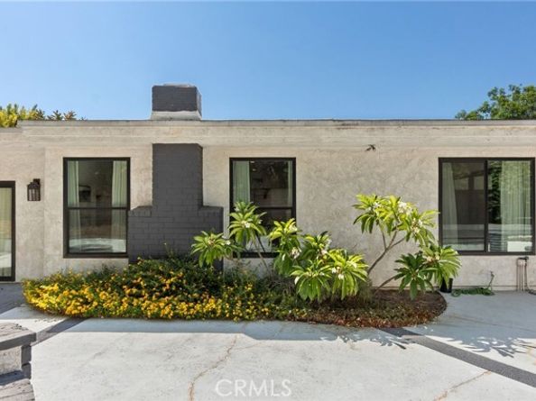 19651 Marilla Street, Northridge (los Angeles) CA 91324