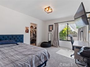 19651 Marilla Street, Northridge (los Angeles) CA 91324