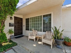 9037 Varna Avenue, Arleta (los Angeles) CA 91331