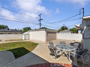 9037 Varna Avenue, Arleta (los Angeles) CA 91331