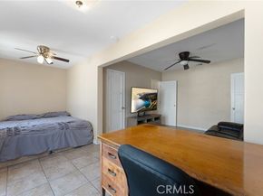 9037 Varna Avenue, Arleta (los Angeles) CA 91331