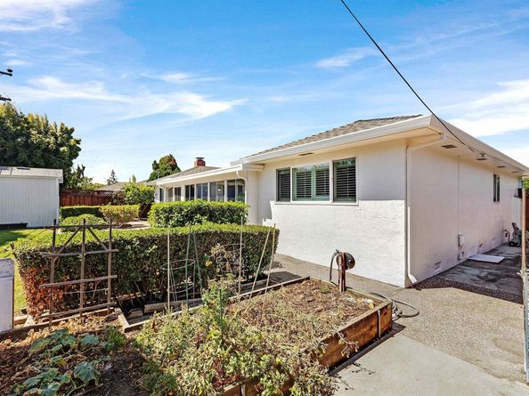 4208 Garland Dr, Fremont CA 94536