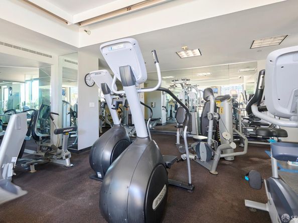 1 Daniel Burnham Court 816, San Francisco CA 94109