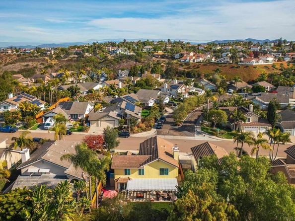 1736 Swallowtail Road, Encinitas CA 92024