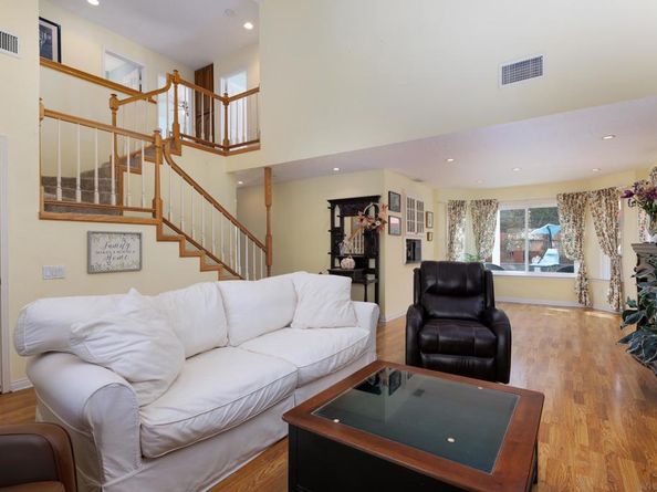 1736 Swallowtail Road, Encinitas CA 92024