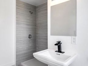 132 S Beachwood Drive, Los Angeles CA 90004
