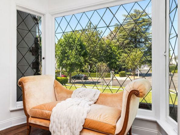 132 S Beachwood Drive, Los Angeles CA 90004
