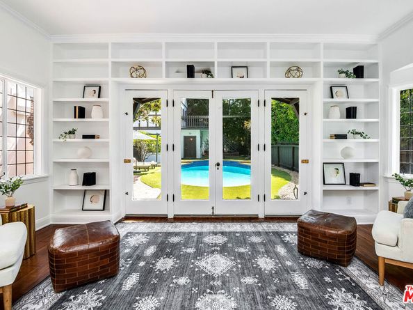 132 S Beachwood Drive, Los Angeles CA 90004