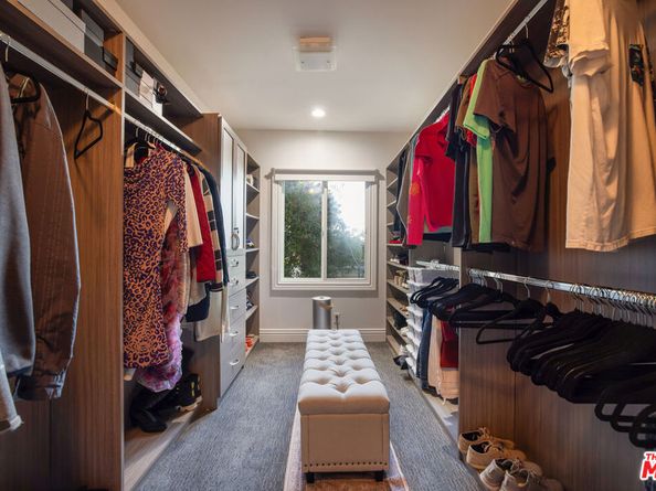 5667 Tryon Road, Los Angeles CA 90068