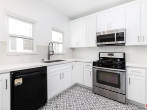 1032 S Orange Drive, Los Angeles CA 90019