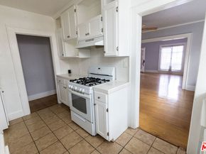 1206 3rd Avenue, Los Angeles CA 90019