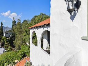 1224 Oberlin Drive, Glendale CA 91205