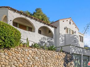 1224 Oberlin Drive, Glendale CA 91205