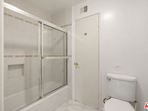 2160 Winona Boulevard, Los Angeles CA 90027