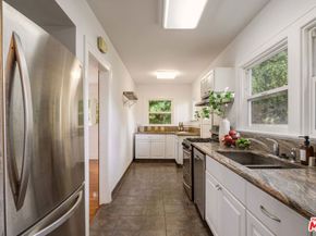 3942 Bledsoe Avenue, Los Angeles CA 90066