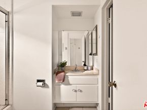 4725 Purdue Avenue, Culver City CA 90230