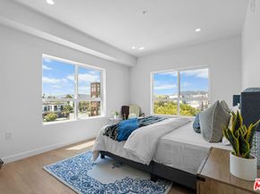 321 S Oxford Avenue 203, Los Angeles CA 90010
