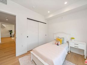 321 S Oxford Avenue 203, Los Angeles CA 90010