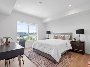 321 S Oxford Avenue 203, Los Angeles CA 90010