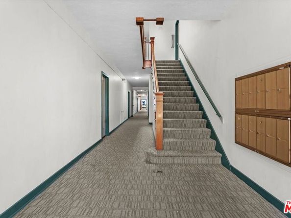 630 S Cochran Avenue, Los Angeles CA 90036