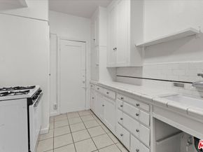 630 S Cochran Avenue, Los Angeles CA 90036