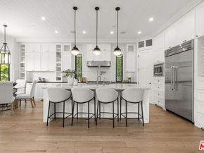 3043 Greenfield Avenue, Los Angeles CA 90034