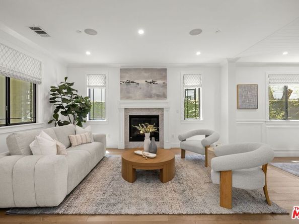 3043 Greenfield Avenue, Los Angeles CA 90034