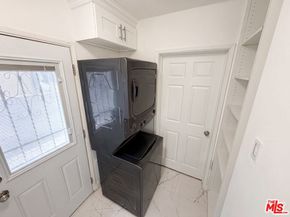 6303 Eileen Avenue, Los Angeles CA 90043