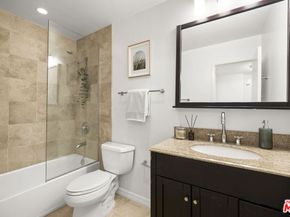 925 14th Street 19, Santa Monica CA 90403