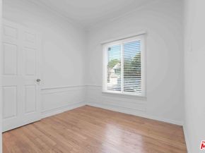 2442 W 18th Street, Los Angeles CA 90019