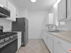 2442 W 18th Street, Los Angeles CA 90019