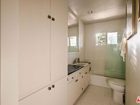 2855 Effie Street, Los Angeles CA 90026