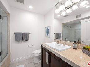 3005 Grand Canal, Venice CA 90291