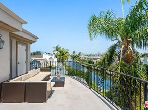 3005 Grand Canal, Venice CA 90291