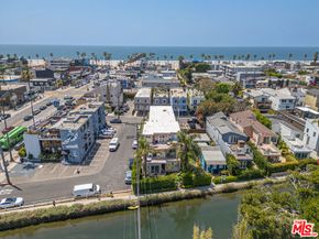 3005 Grand Canal, Venice CA 90291