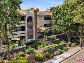 21650 Burbank Boulevard 315, Woodland Hills CA 91367
