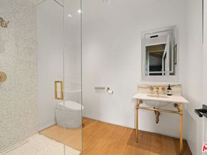 719 San Lorenzo Street, Santa Monica CA 90402