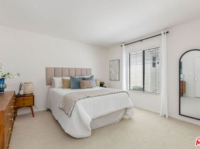 2337 Oak Street 4, Santa Monica CA 90405