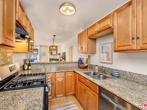 2337 Oak Street 4, Santa Monica CA 90405