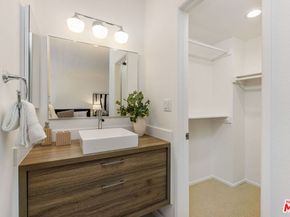 2337 Oak Street 4, Santa Monica CA 90405