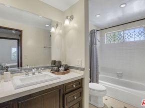 3970 Ellenita Avenue, Tarzana CA 91356