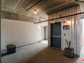 4141 Glencoe Avenue 201, Marina Del Rey CA 90292