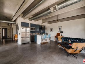 4141 Glencoe Avenue 201, Marina Del Rey CA 90292
