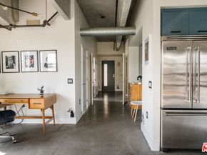 4141 Glencoe Avenue 201, Marina Del Rey CA 90292