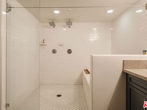 4141 Glencoe Avenue 201, Marina Del Rey CA 90292