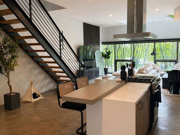 803 Wilcox Avenue 2, Los Angeles CA 90038