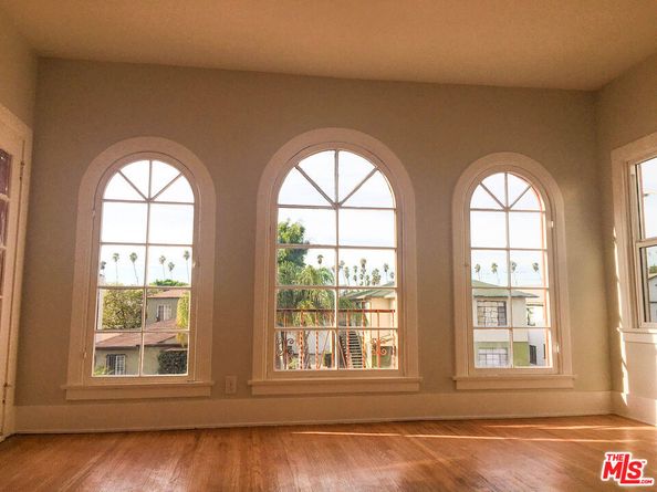 1504 S Bronson Avenue, Los Angeles CA 90019